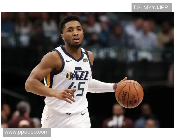 多诺万：从天才少年到美国足球传奇的成长之路